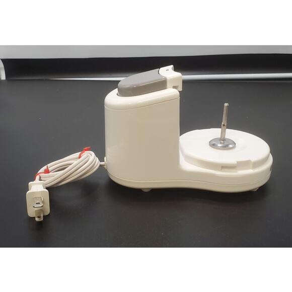 Black & Decker Handy Chopper + HC3000 Countertop Food Processor REPLACEMENT BASE - Picture 3 of 6